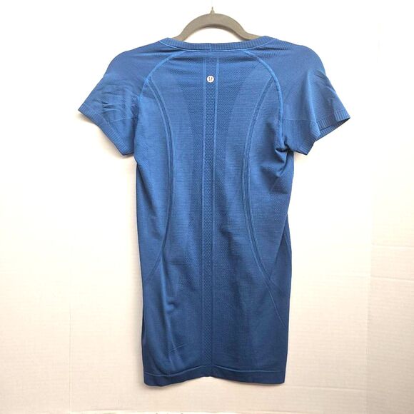 Lululemon Swiftly Tech Short Sleeve Crew | Women’s Size 6 Heathered Harbor Blue - Picture 5 of 5